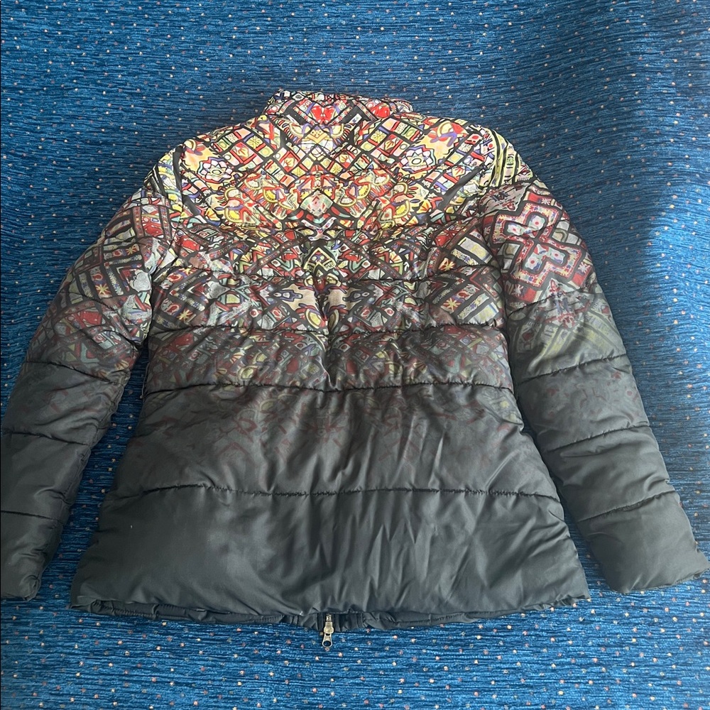 Desigual Multicolor Graphic hombre Puffer Jacket, size 44 - Picture 10 of 11